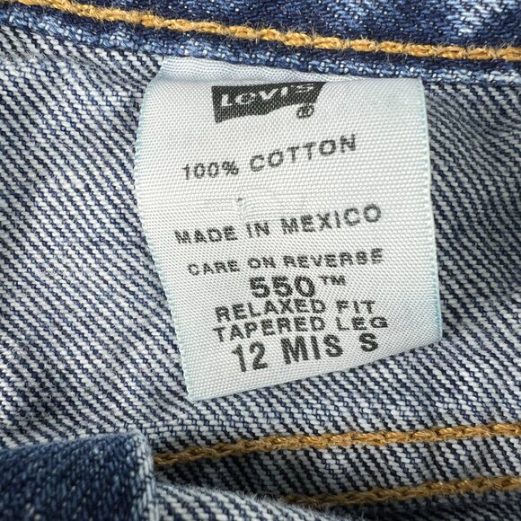 Y2K Levi's Jeans Women's Measured 31x27 550 Relaxed Tapered Blue Denim Tag 12 S - Picture 6 of 16